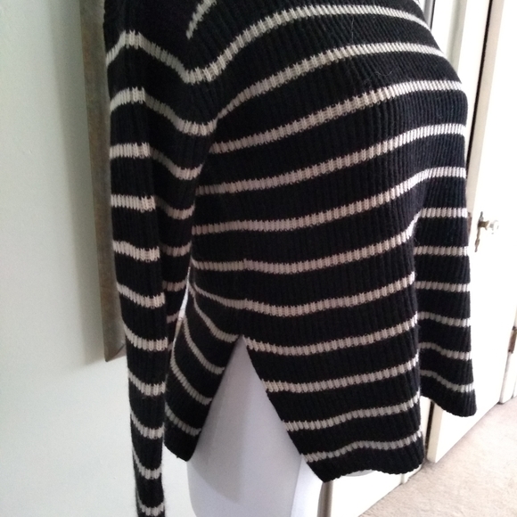 EUC All Saints striped sweater - Picture 7 of 7